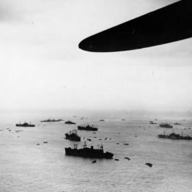 600 Ship Convoy Brings Yanks to Philippines