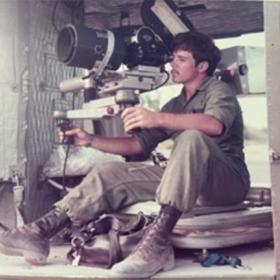 Specialist 5 Edgar Lewin using a Tyler Mount