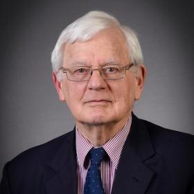 Dr. Geoffrey Till 